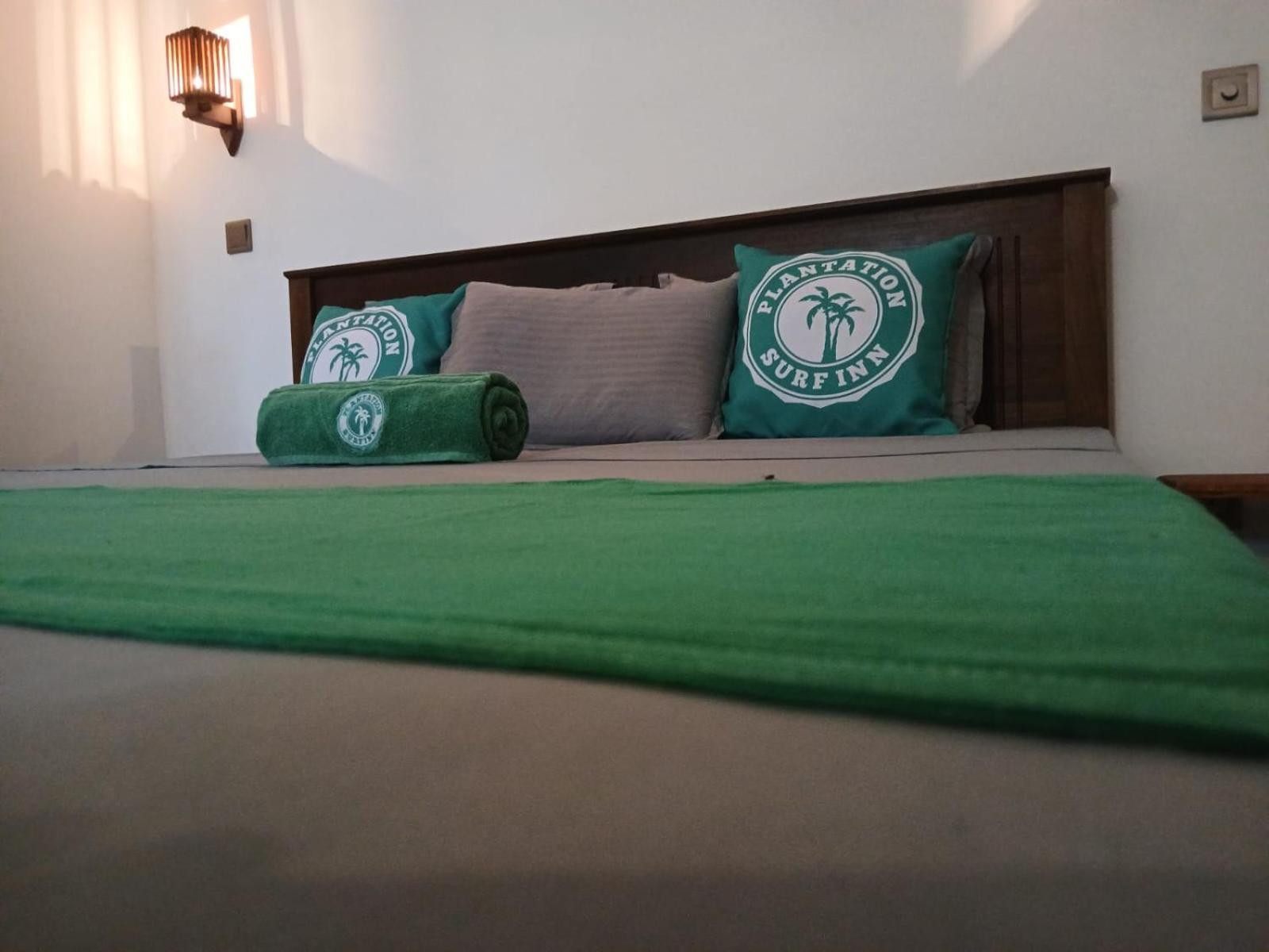Plantation Surf Inn & Restaurant - Midigama East Værelse billede